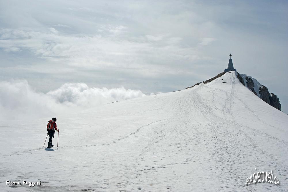 16 - vicino alla cima.JPG